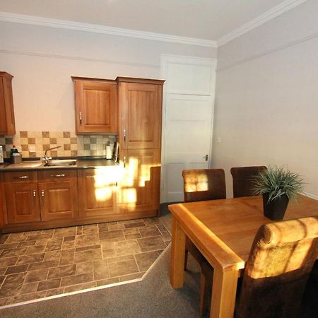 Character Apartment With Views Over City Centre & The Historic Rows 切斯特 外观 照片