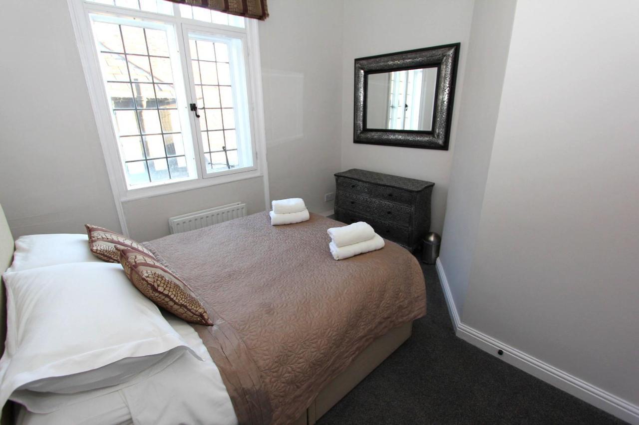 Character Apartment With Views Over City Centre & The Historic Rows 切斯特 外观 照片