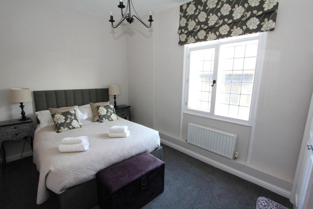 Character Apartment With Views Over City Centre & The Historic Rows 切斯特 外观 照片
